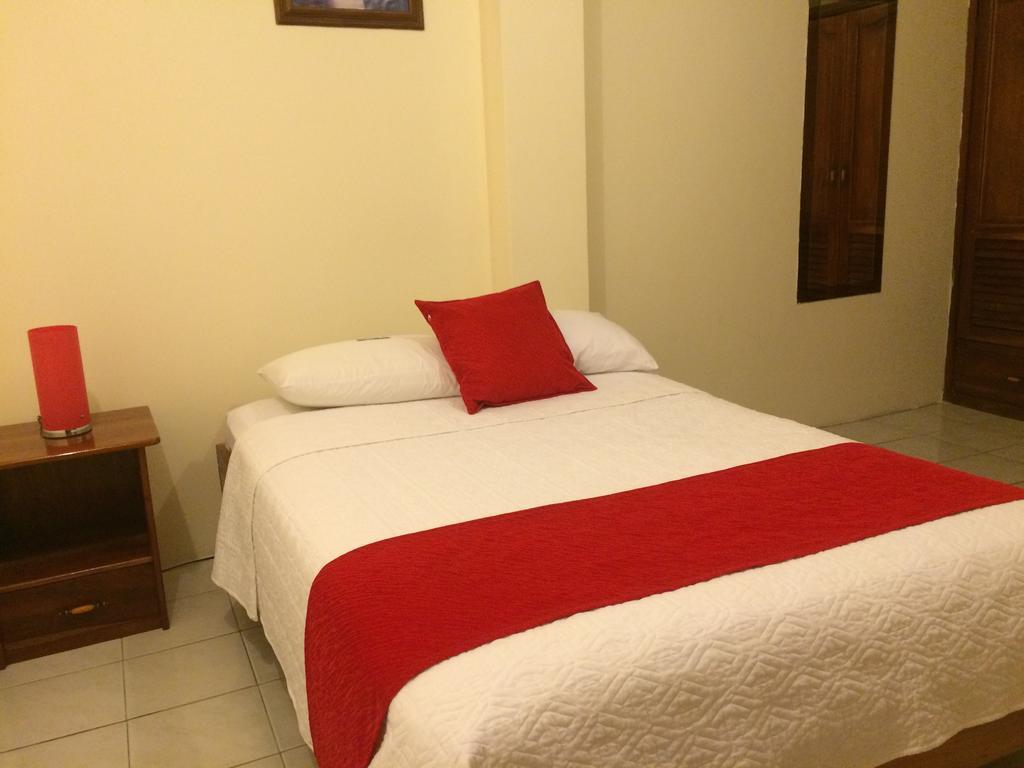 Hotel Red Booby Пуерто-Айора Екстер'єр фото