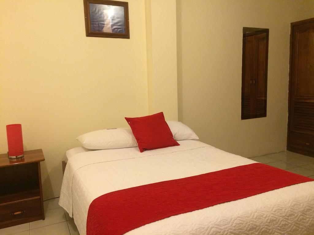 Hotel Red Booby Пуерто-Айора Номер фото